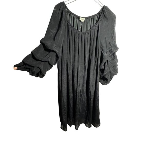 Indigo Rose Dresses & Skirts - Indigo Rose size 3X  Shift Dress black ruffle 3/4 sleeves can wear off shoulder